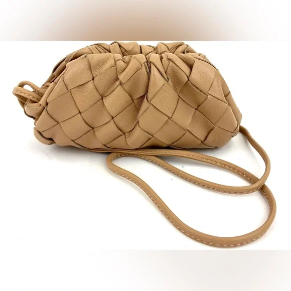 Bottega Veneta Mini Intrecciato Pouch Pochette Clutch w Dustbag and COA